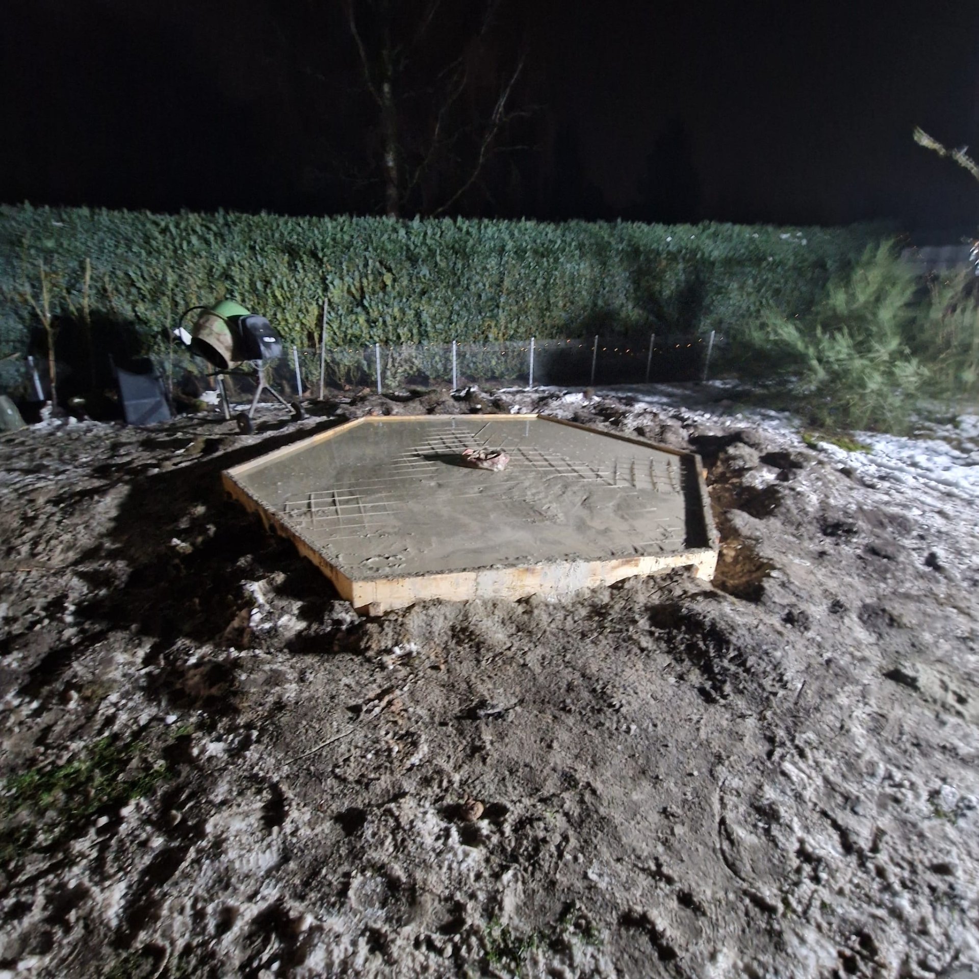 Fundament für eine Grillkota